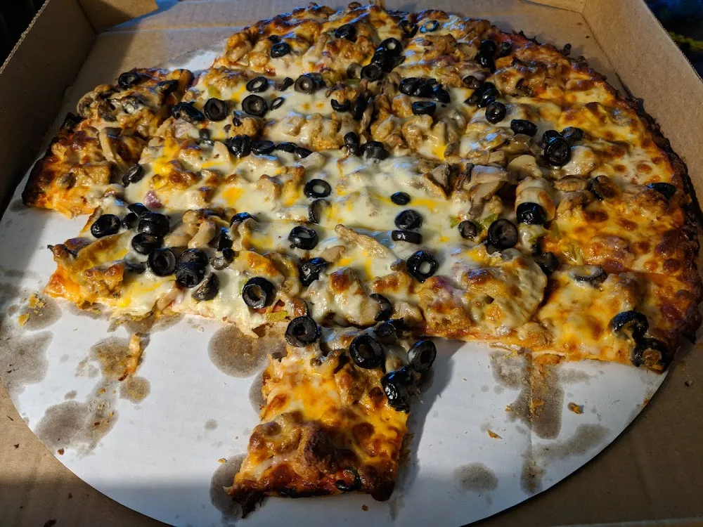 Deluxe Pizza